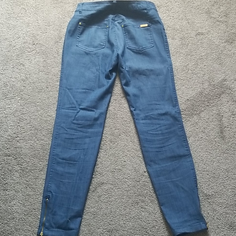 Jeans - Picture 3 of 5